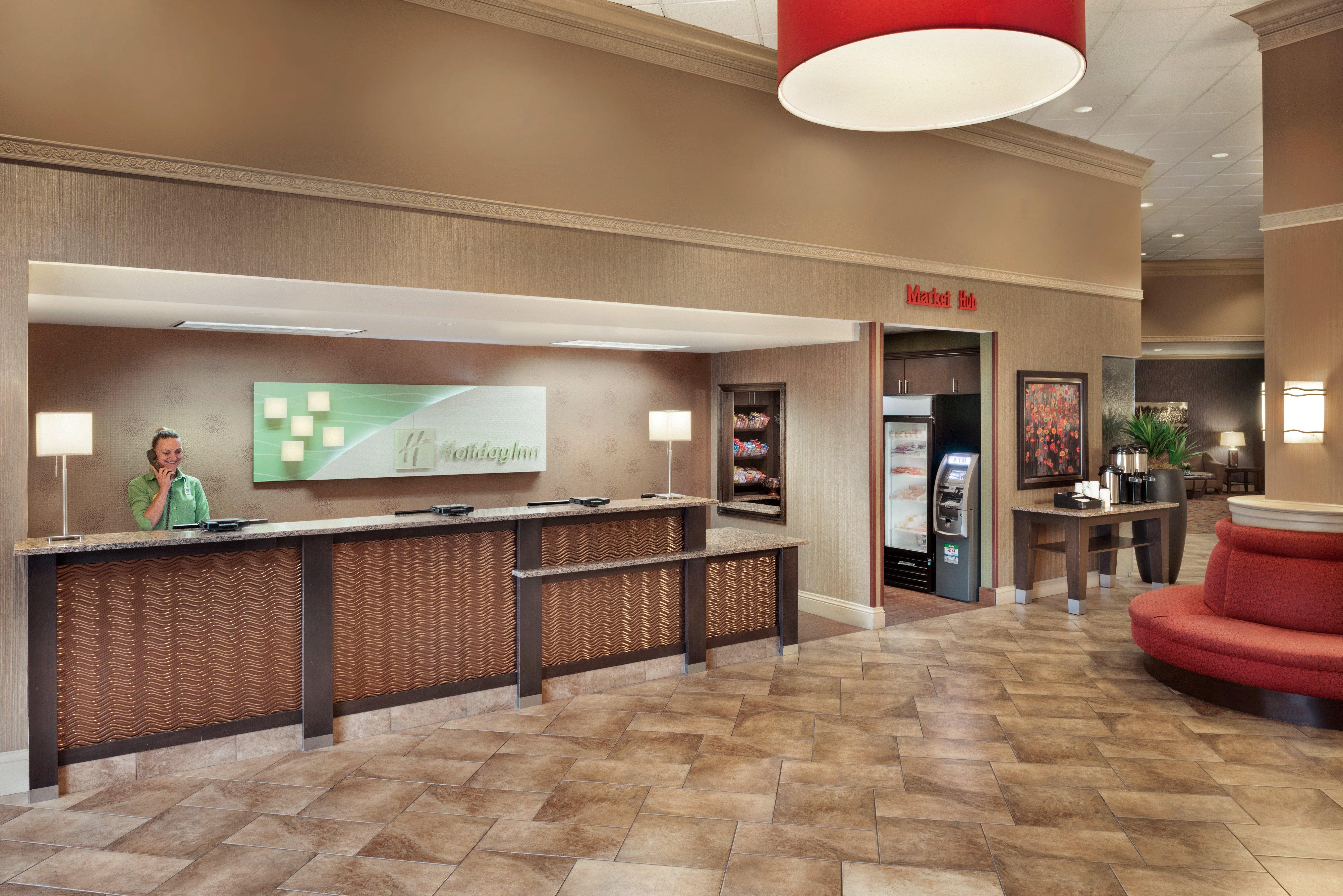 Holiday Inn Dubuque/Galena By Ihg Exterior photo